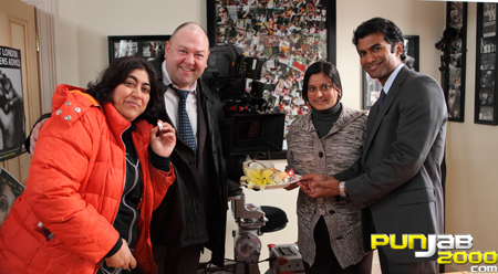 Cast and crew celebrate with Gurinder Chadha as filming of 'It's A Wonderful Afterlife' begins - left to right - Gurinder Chadha, Mark Addy, Goldy Notay, Sendhil Ramamurthy